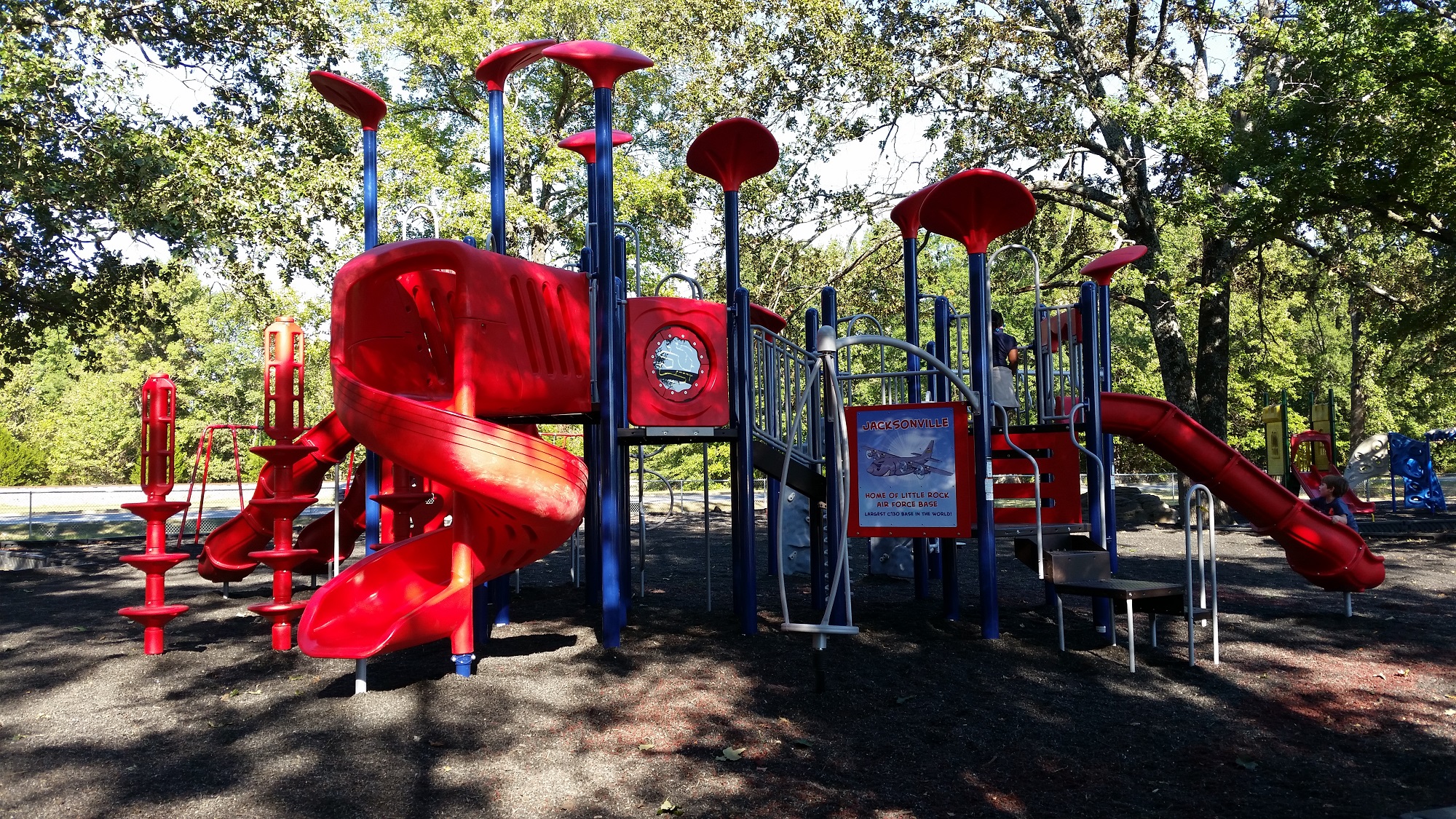 Jacksonville installs new playground equipment at Dupree Park