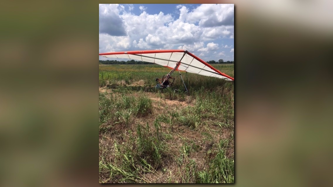 Man dies after Conway hang glider crash