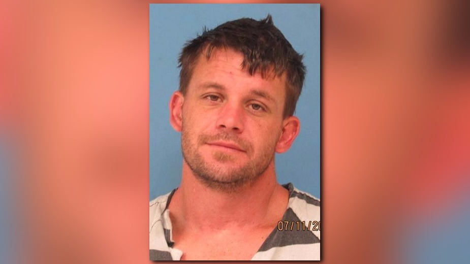 Inmate escapes from Newton Co. jail